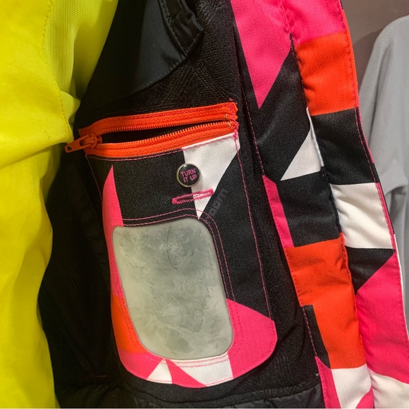 Trilogy Powder Room Ski Jacket 20,000mm abstract Print Size XS Snowboarding - Picture 6 of 16